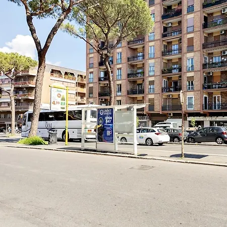 Geppy Vacation Near Saint Peter Basilica